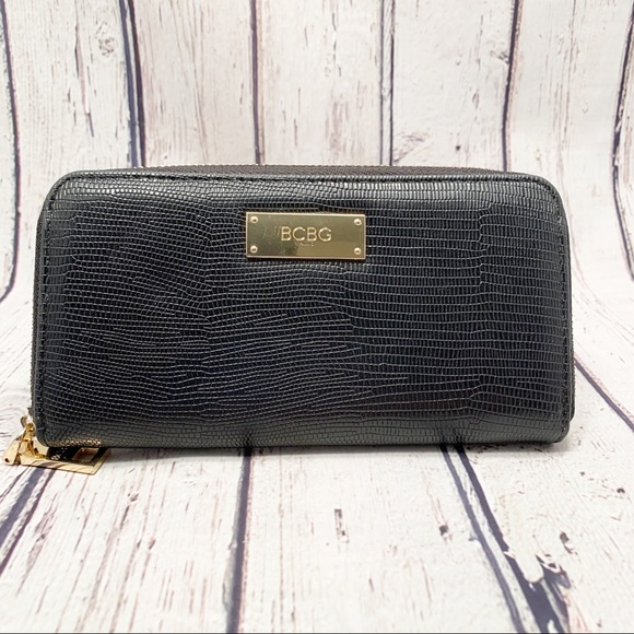BCBG Paris Handbags - ❤️BCBG Paris- Black Snake Print ZIP Up Wallet